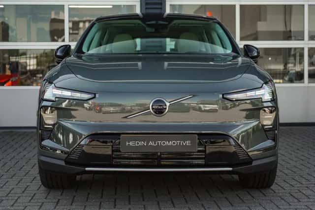 Volvo EX60 (2026) thumbnail 2
