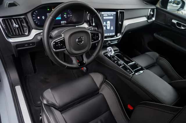 Volvo V60 (2025) thumbnail 12