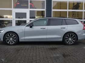 Volvo V60 (2025) thumbnail 3