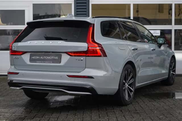Volvo V60 (2025) thumbnail 6