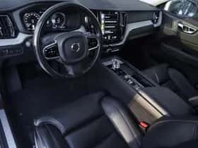 Volvo XC60 (2020) thumbnail 12