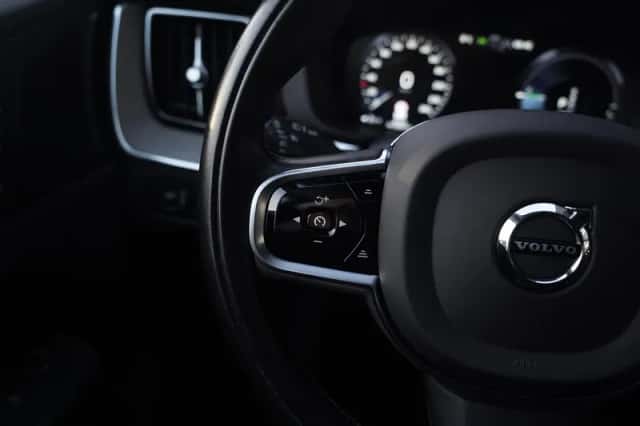 Volvo XC60 (2020) thumbnail 19