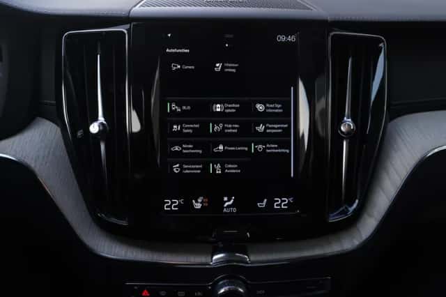 Volvo XC60 (2020) thumbnail 26