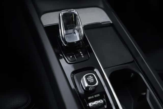 Volvo XC60 (2020) thumbnail 30