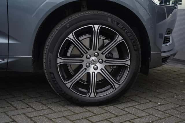 Volvo XC60 (2020) thumbnail 7