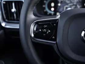 Volvo V60 (2025) thumbnail 18