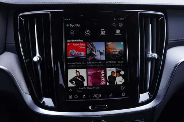 Volvo V60 (2025) thumbnail 22