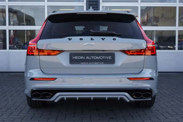 Volvo V60 (2025) thumbnail 5