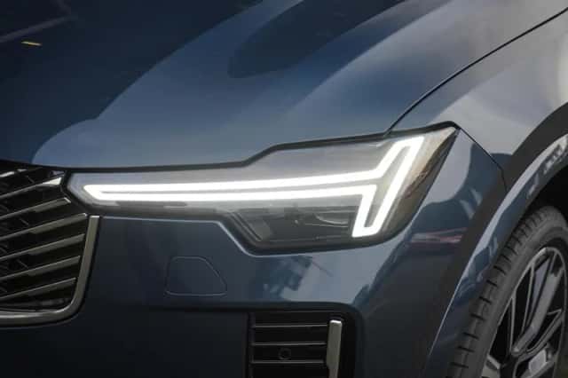 Volvo XC90 (2026) thumbnail 4