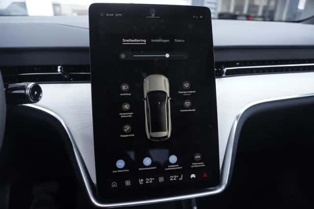 Volvo EX90 (2025) thumbnail 21