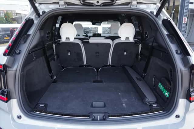 Volvo EX90 (2025) thumbnail 10