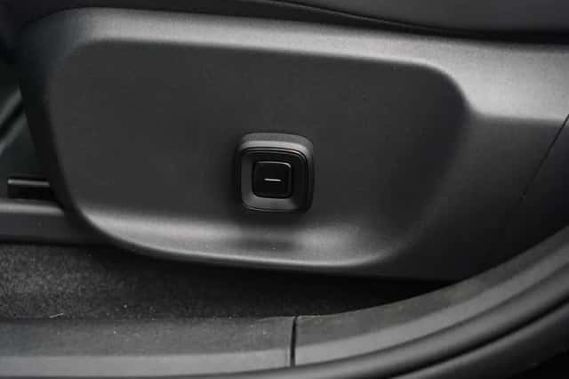 Volvo EX30 (2026) thumbnail 15