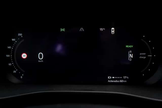 Volvo XC40 (2023) thumbnail 16