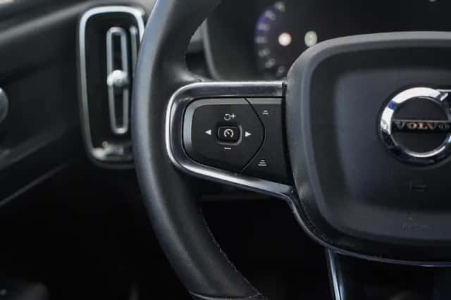 Volvo XC40 (2023) thumbnail 17