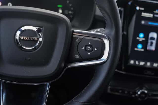 Volvo XC40 (2023) thumbnail 18