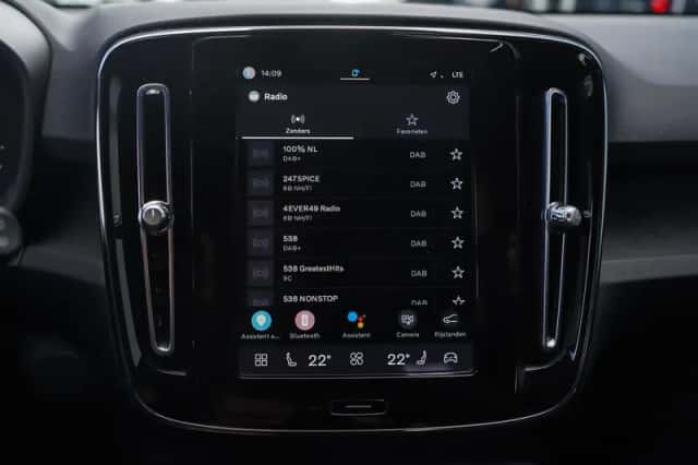 Volvo XC40 (2023) thumbnail 22