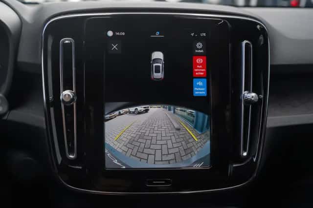 Volvo XC40 (2023) thumbnail 23