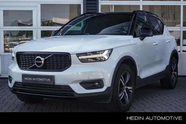 Volvo XC40 (2019) thumbnail 1