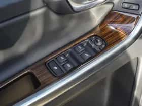 Volvo XC60 (2016) thumbnail 13