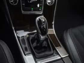 Volvo XC60 (2016) thumbnail 25