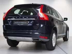 Volvo XC60 (2016) thumbnail 6