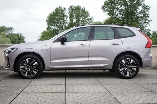 Volvo XC60 (2025) thumbnail 3