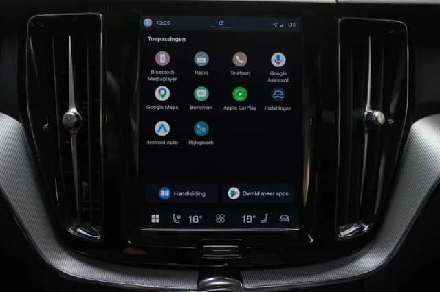 Volvo XC60 (2023) thumbnail 24