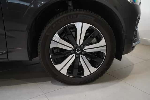 Volvo XC60 (2023) thumbnail 7