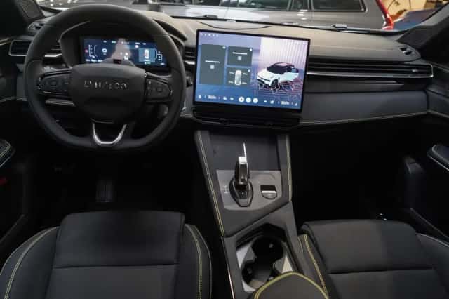 Lynk & Co 01 (2026) thumbnail 12