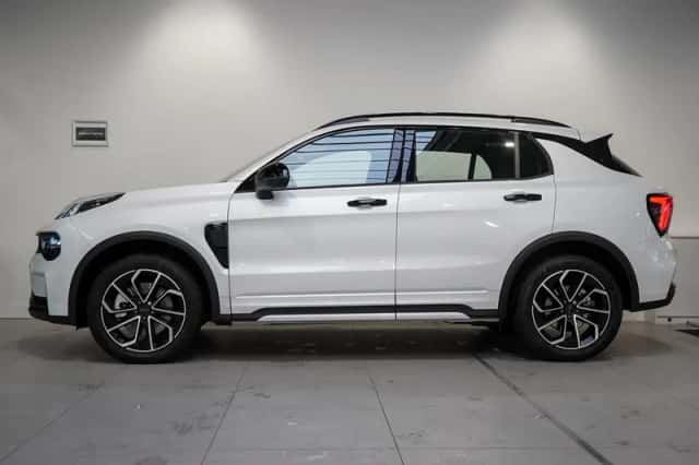 Lynk & Co 01 (2026) thumbnail 3