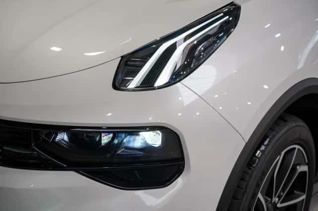 Lynk & Co 01 (2026) thumbnail 4