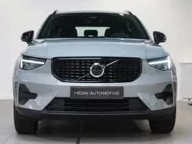 Volvo XC40 (2025) thumbnail 2