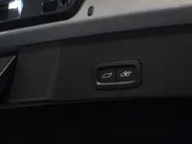 Volvo XC40 (2025) thumbnail 11