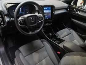 Volvo XC40 (2025) thumbnail 12