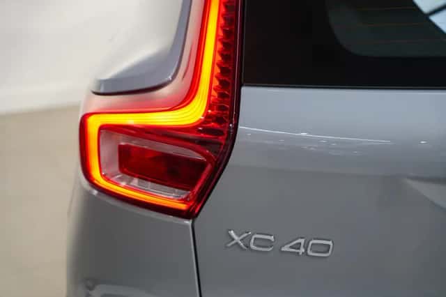 Volvo XC40 (2025) thumbnail 8