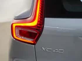 Volvo XC40 (2025) thumbnail 8