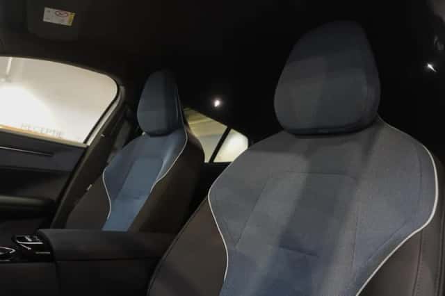 Volvo EX30 (2026) thumbnail 16