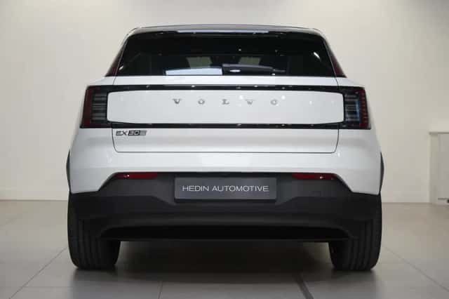 Volvo EX30 (2026) thumbnail 5