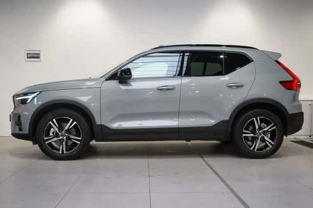 Volvo XC40 (2026) thumbnail 3