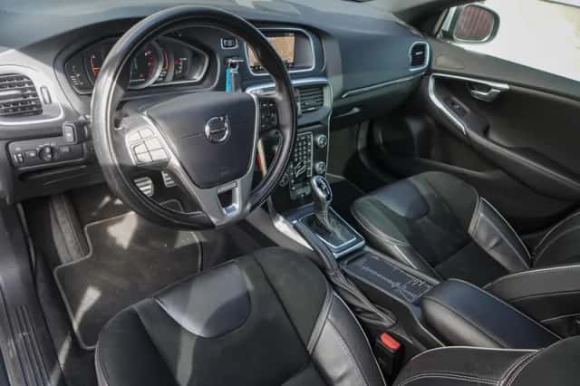 Volvo V40 (2018) thumbnail 6