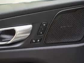 Volvo XC60 (2025) thumbnail 15