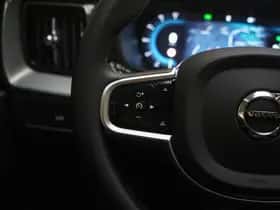 Volvo XC60 (2025) thumbnail 19