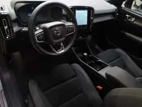 Volvo EX40 (2026) thumbnail 12