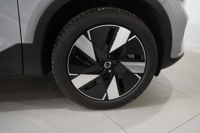 Volvo EX40 (2026) thumbnail 7