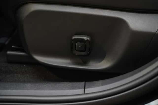 Volvo EX30 (2026) thumbnail 15