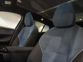 Volvo EX30 (2026) thumbnail 16