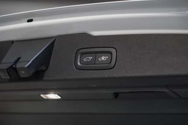 Volvo V60 (2025) thumbnail 11