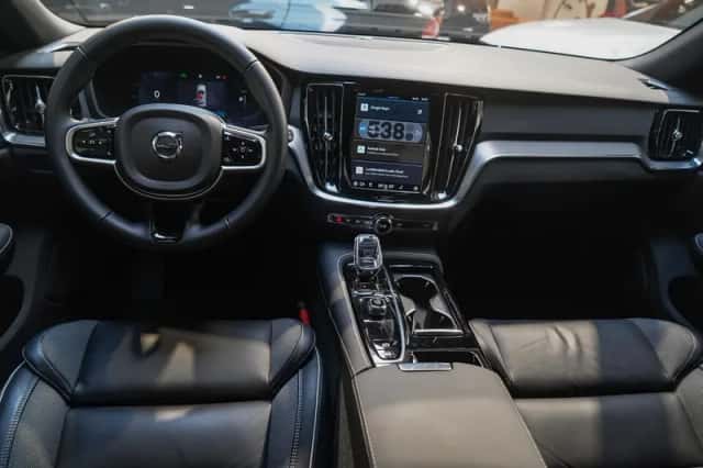 Volvo V60 (2025) thumbnail 13