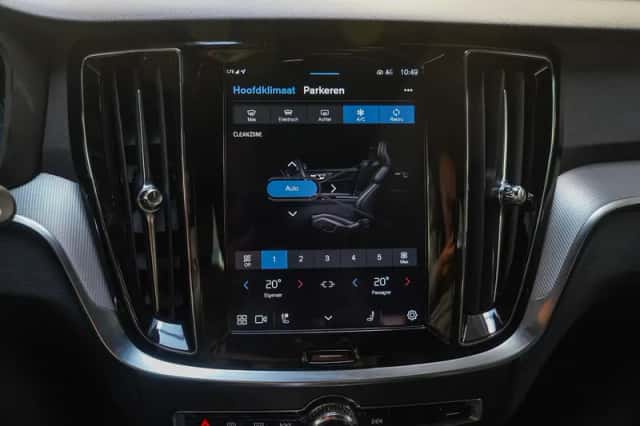 Volvo V60 (2025) thumbnail 24