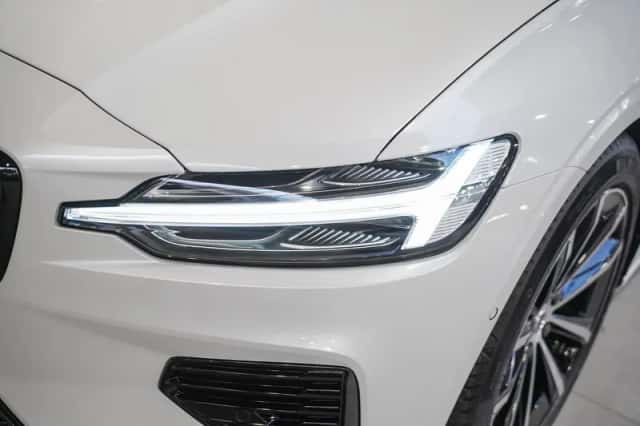 Volvo V60 (2025) thumbnail 4